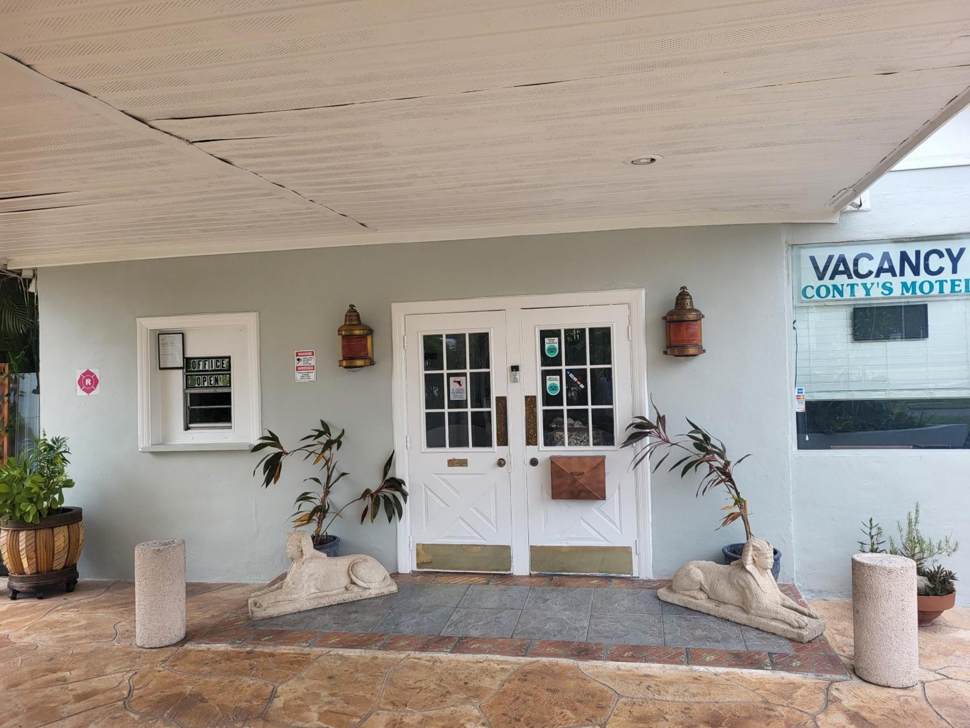 Conty'S Motel Naples Manor Exterior foto